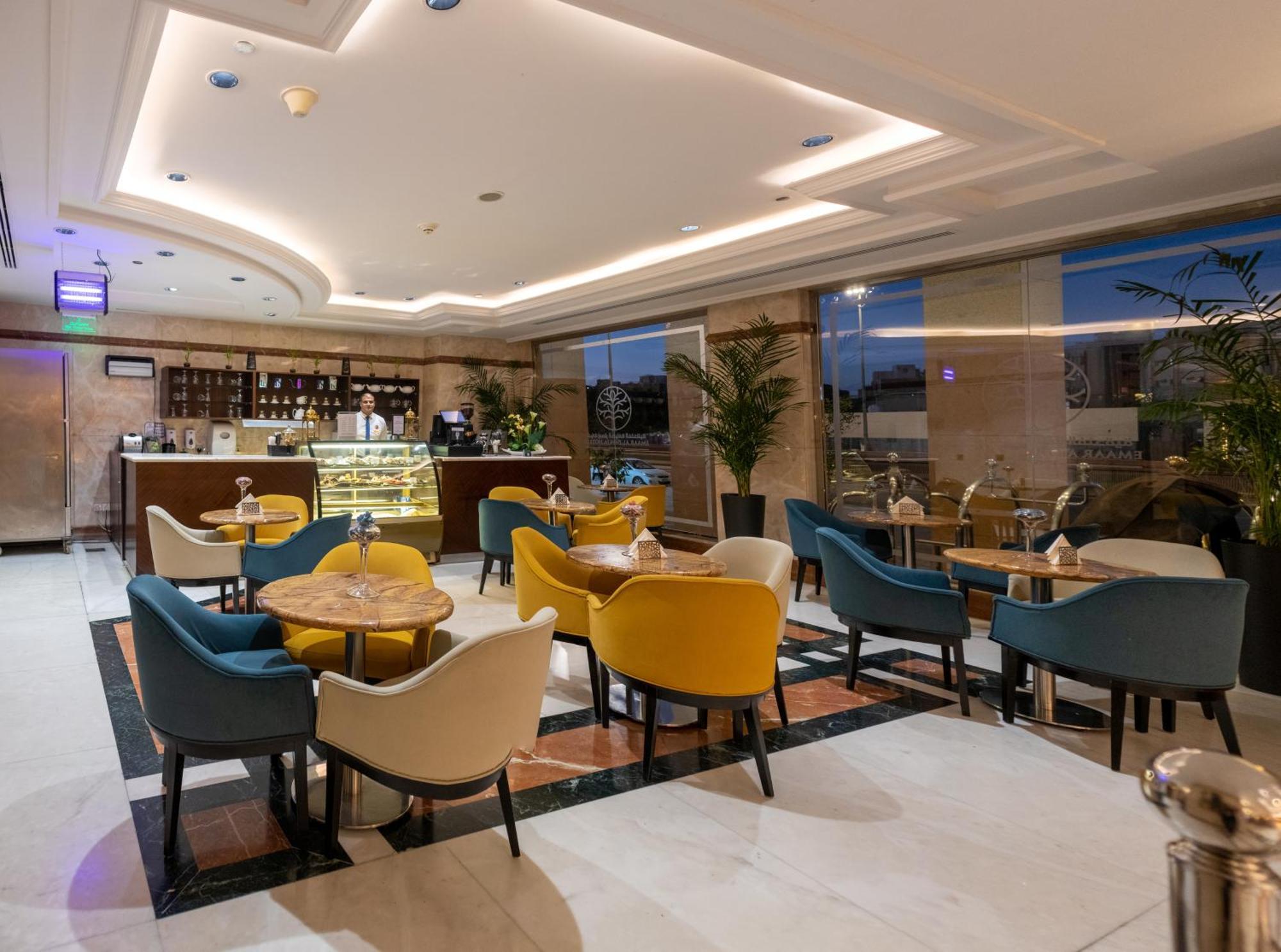 Emaar Royal Hotel Μεδίνα Εξωτερικό φωτογραφία The lounge at the airport